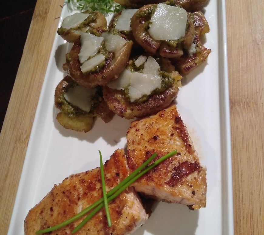 pesto and parmesan potatoes served with salmon fillet, healthy, pesto, parmesan, potatoes