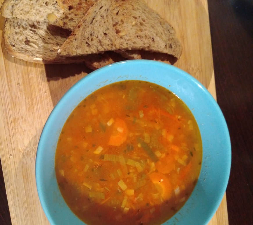 easy, healthy warming tomato soup | 2412life